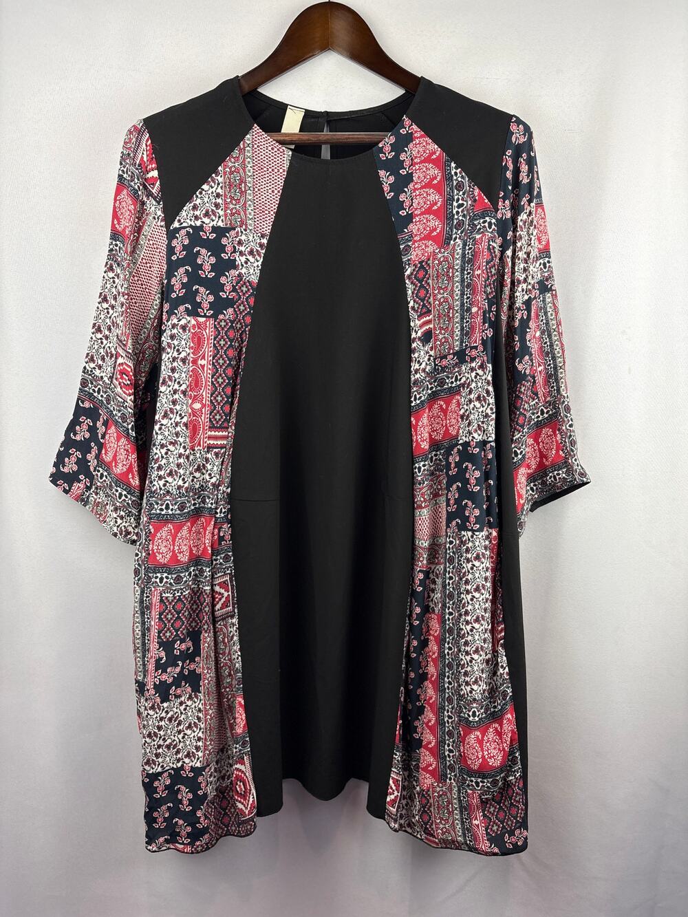 Women’s Wendy Trendy XL Black Paisley Patterned Dress
